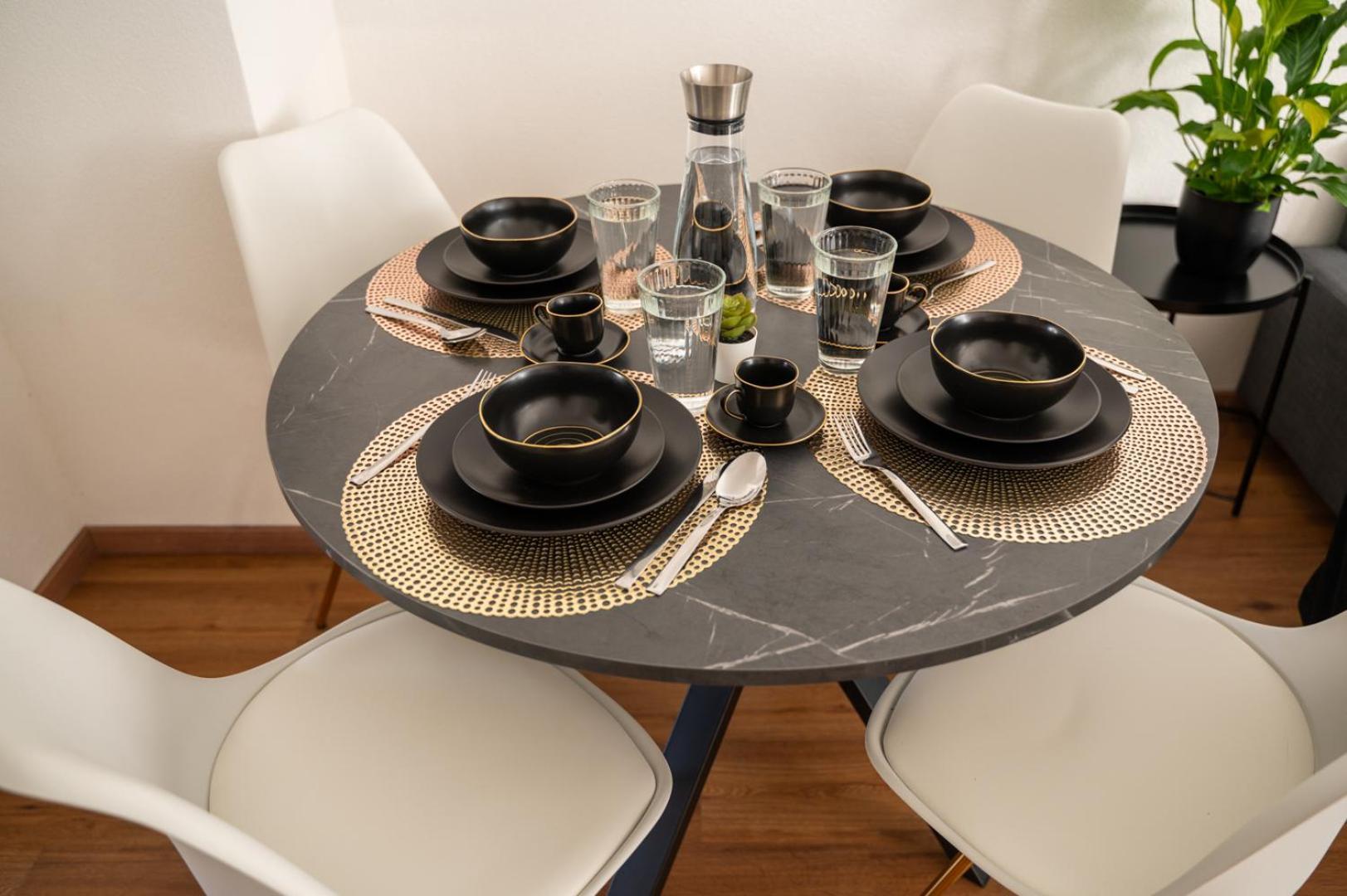 Special Primero Picasso Apartment Basel, Bahnhof Grossbasel 10-Star Buitenkant foto